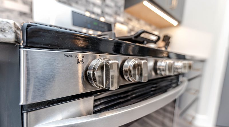 Stove Oven Range Gas Oven Kitchen  - mgattorna / Pixabay