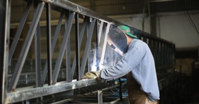 Welding Steel Man Working Work  - roxanawilliams1920 / Pixabay