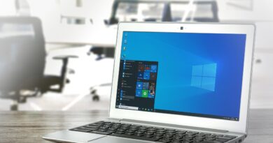 laptop, computer, windows, screen, device, desk, office, operating system, microsoft, business, work, technology, operating system, microsoft, microsoft, microsoft, microsoft, microsoft